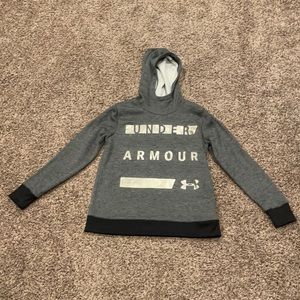Like new- Women’s UnderArmor Hoodie
